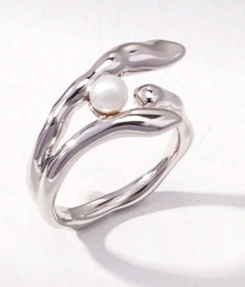 Fluid Style Gold and Sliver Adjustable Pearl Ring