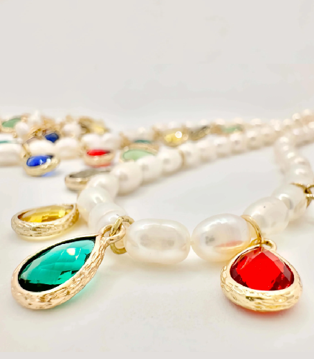 Seeds Pearl Necklace with Colorful Charms